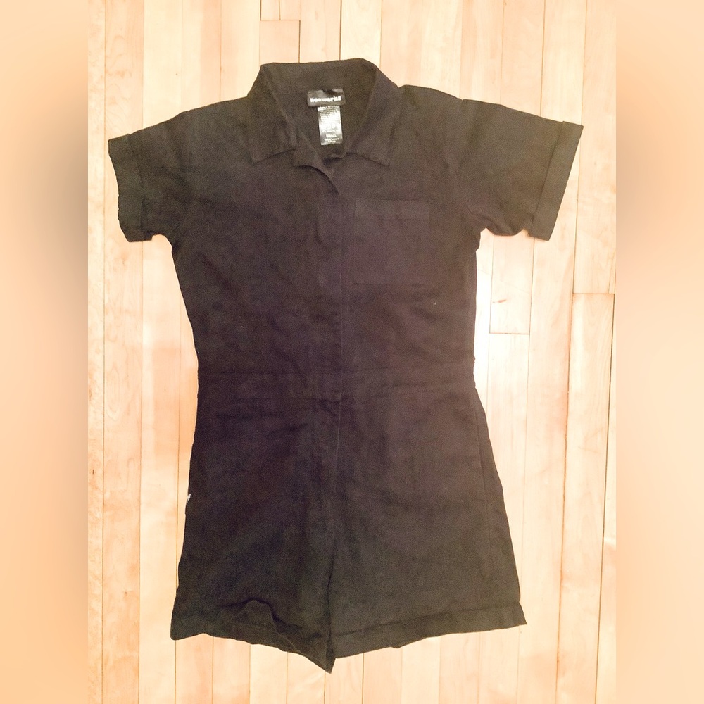 Nooworks Black Fitted Short-Sleeve One Piece